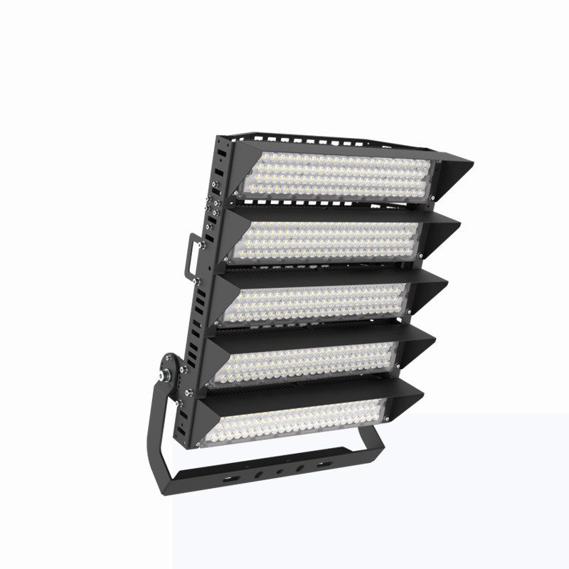 لماذا تستخدم الأضواء الكاشفة LED على نطاق واسع؟
